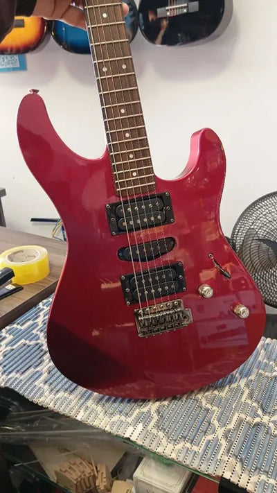 GUITARRA YAMAHA RGX 121 RED METALICO
