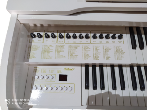 Orgão Eletrônico Rohnes Liz Plus Branco Brilho c/ clave