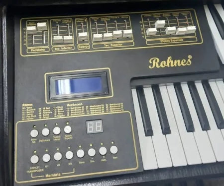 Órgão Eletrônico Rohnes RS49 Preto Lacan c/ clave